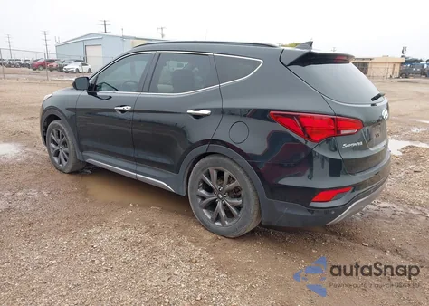 2017 Hyundai Santa Fe Sport 2.0T Ultimate z USA, uszkodzony, nr VIN 5XYZW4LA7HG481629